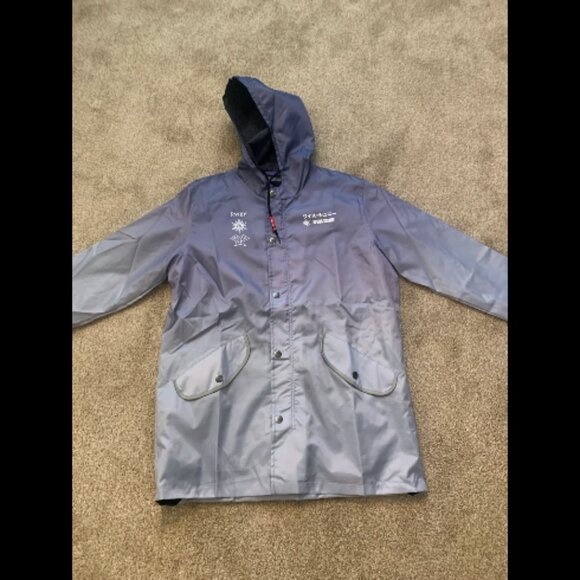 RWBY Weiss Schnee Streetwear Parka - Rooster Teeth Size Medium (DISCONTINUED) - Picture 1 of 12